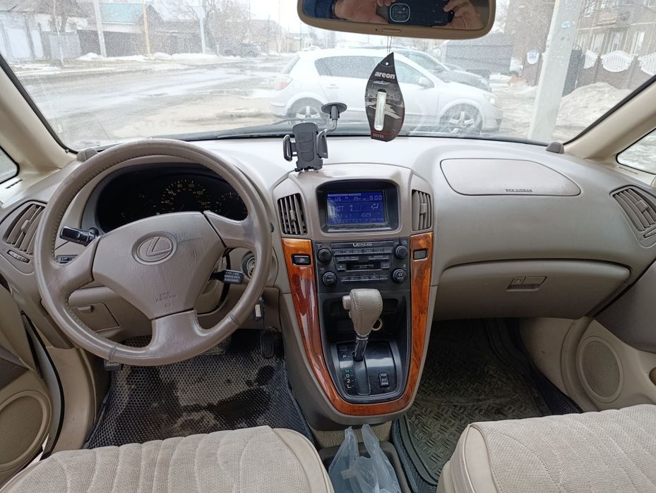 Транспорт легковые