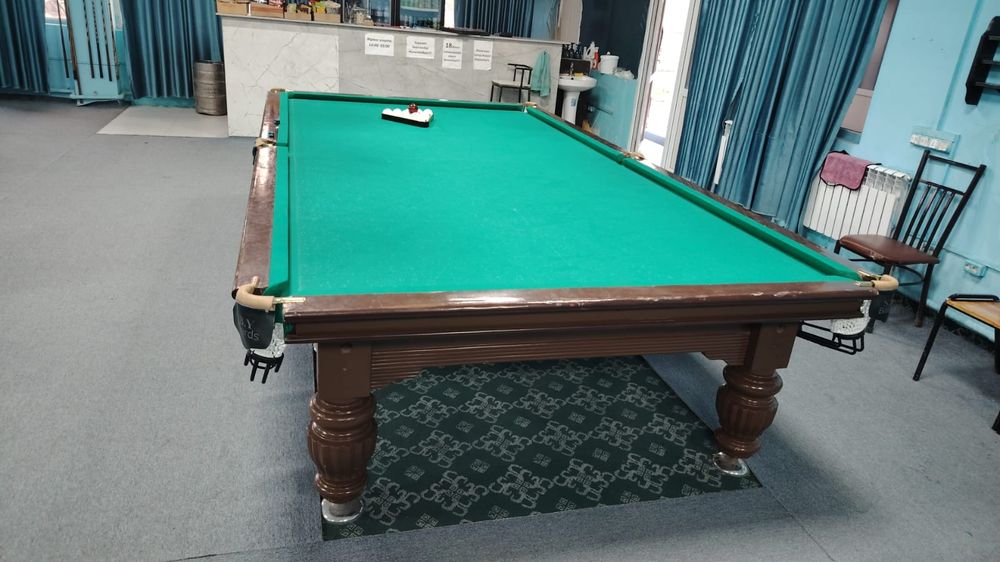 Стол бильярдный 2 шт