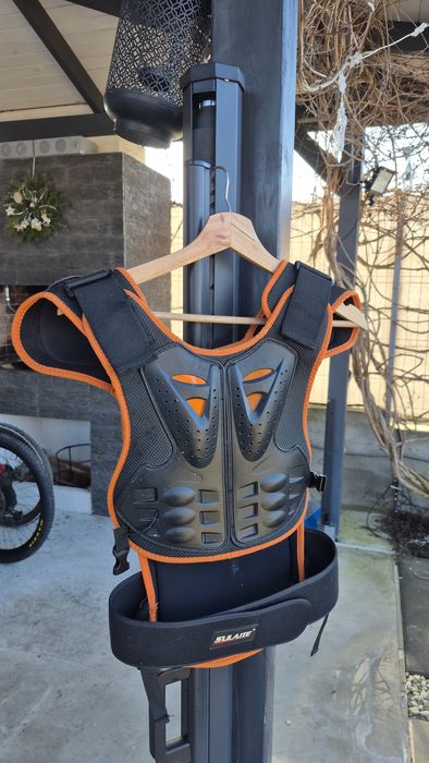 Accerbis Echipamente moto casti  armura genunchiere