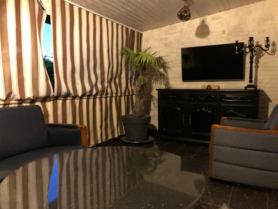 Schimb sau Vand Vila ULTRALUX UNICA cu Piscina Visan