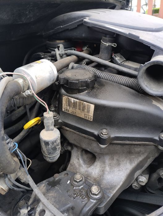 Ситроен C1 само на части! Перфектен двигател и ходова част!