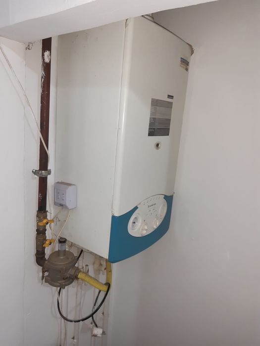 Vând apartament în M.Kogălniceanu jud.Constanța