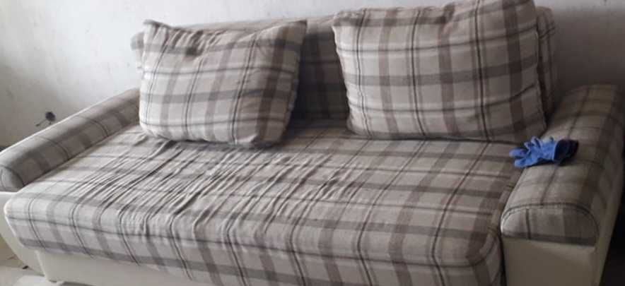 Диван в хорошем состоянии