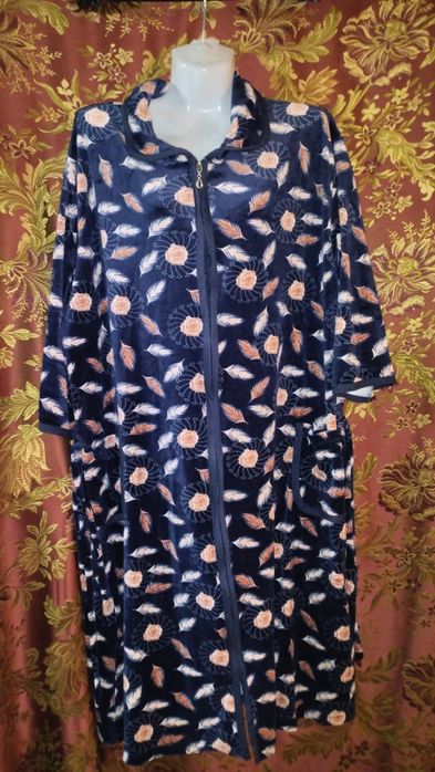 Халаты велюровые теплые 52-60