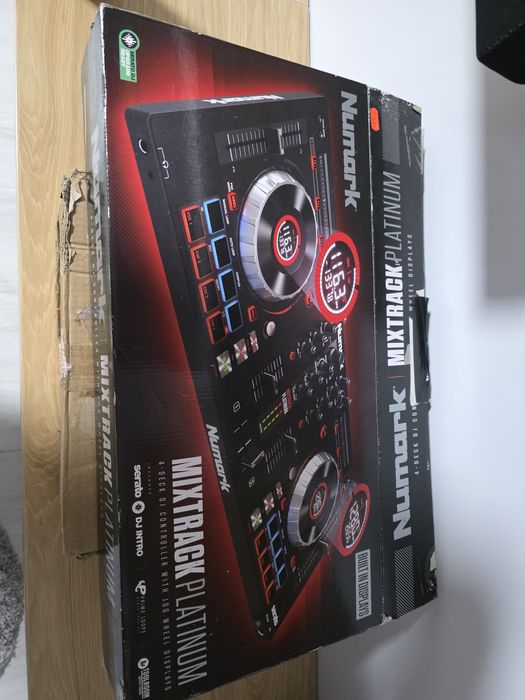 Console dj . Numark/pioneer