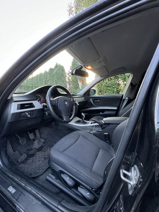 BMW Seria 3 2010 — imagine 5