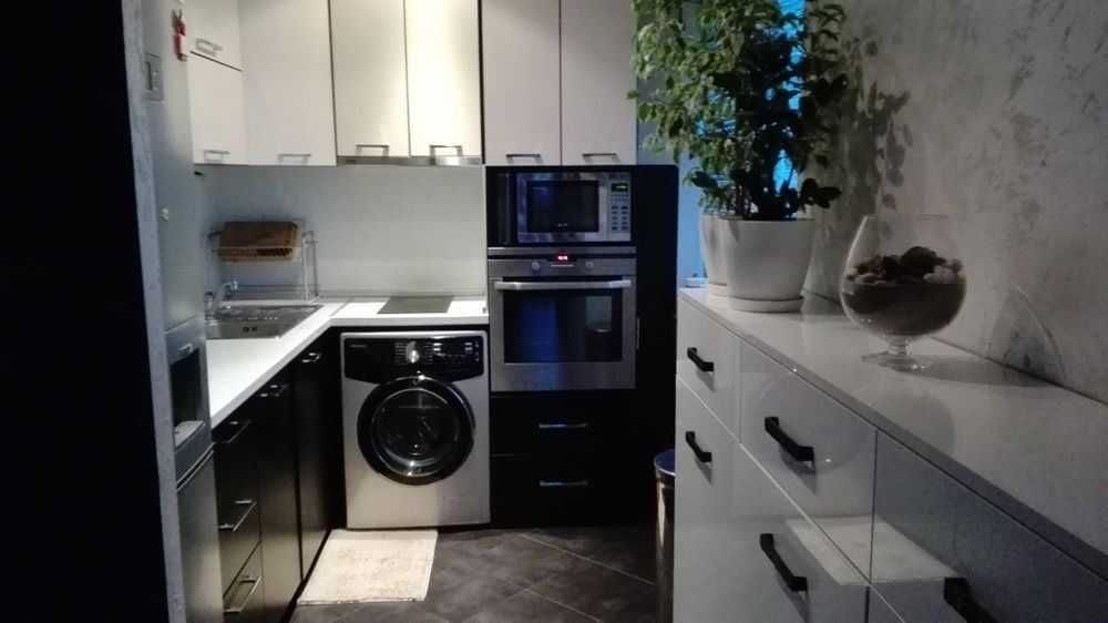 Тристаен апартамент в Каменица2