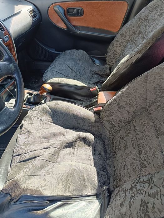 Продам машину срочно.  Цена на неделю