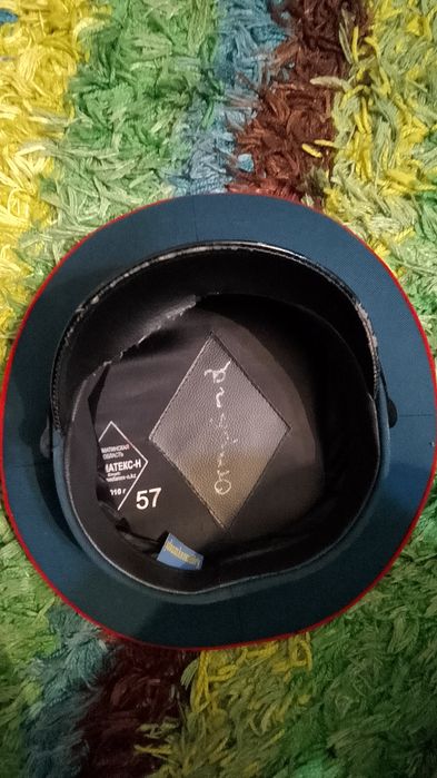 Полицейская фуражка