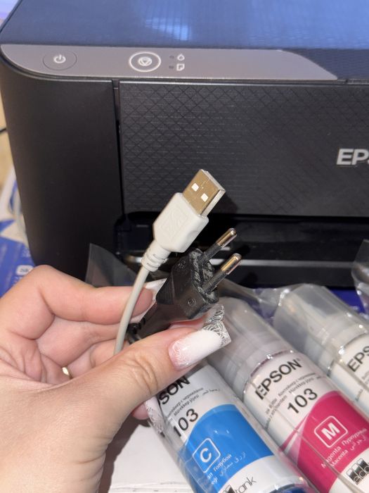 Imprimantă Epson EcoTank L1210, stare foarte bună, cerneală nefolosită