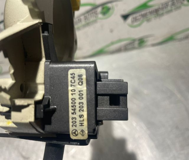 Ansamblu stergatoare parbriz volan pe stanga Mercedes-Benz C-Class W2