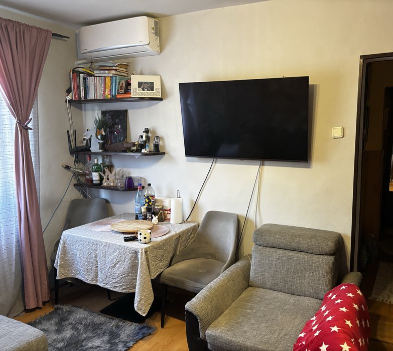 Vand apartament 3 camere
