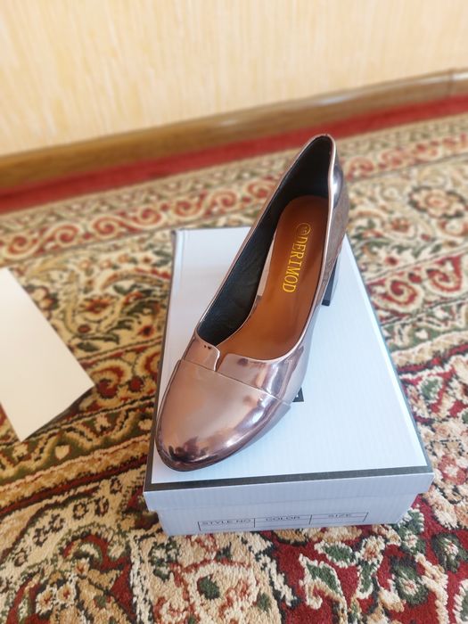 Классическые Туфли "Derimod"