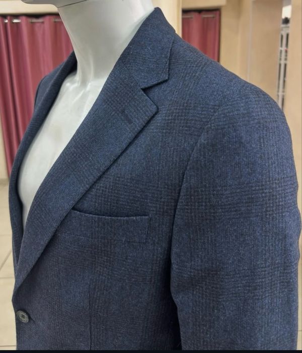 Шерсятнной итальнский пиджак