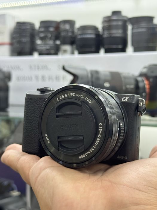 Sony 5700