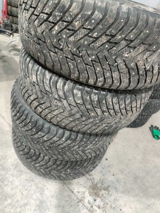 Шины R-20. 285/50.