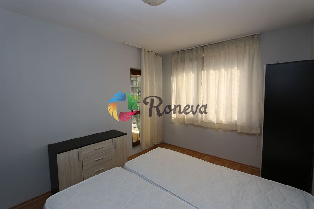 Продава се Двустаен апартамент в Варна, Левски - 68 кв.м за 2500 €/кв.м - Снимка #4