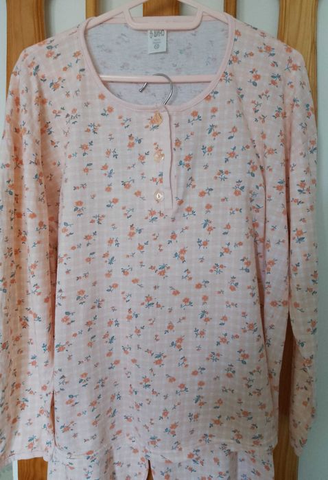 Нова памучна пижама за момиче