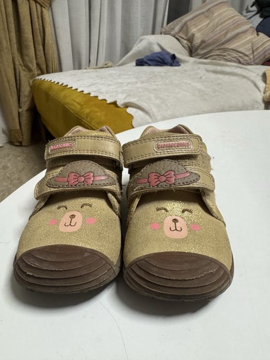 Pantofi Biomecanics nr 24