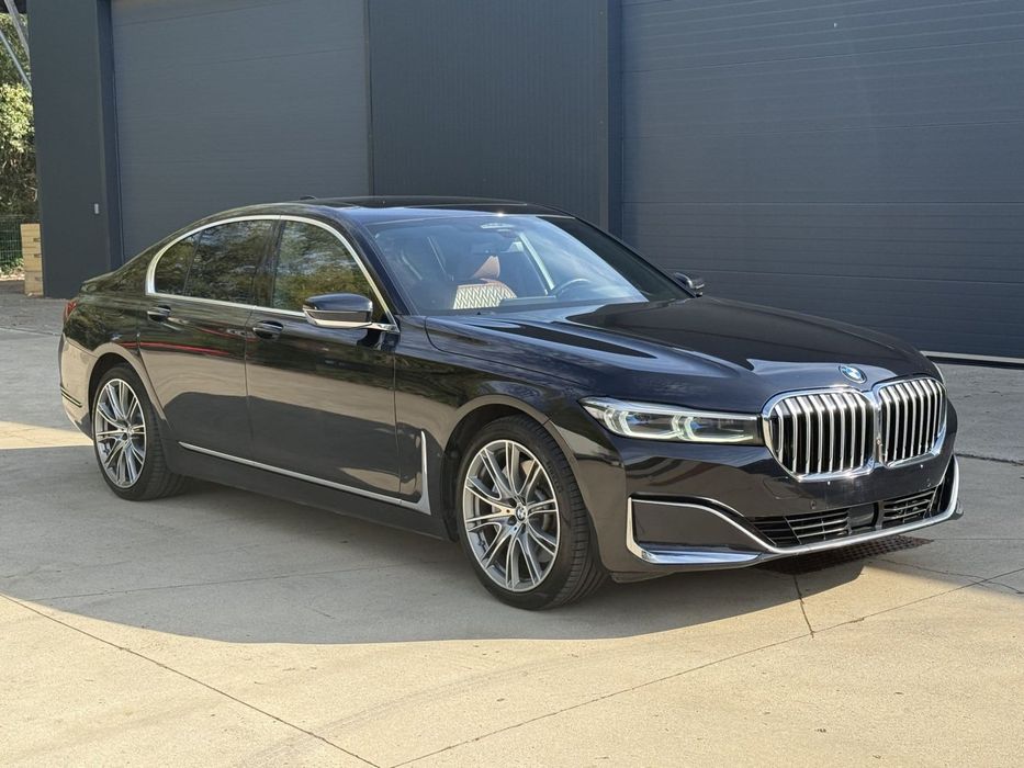 BMW Seria 7 BMW 745e Luxury Individual