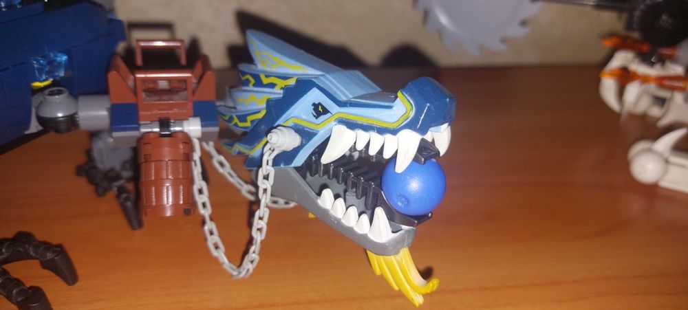 Lego Ninjago 2521 "Lightning Dragon Battle"
