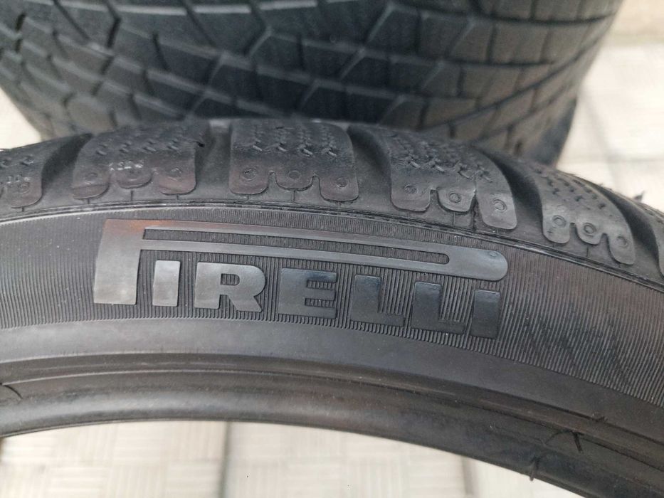 255 35 20 cu 285 30 20,cate 2buc iarna,PIRELLI,SOTTOZERO