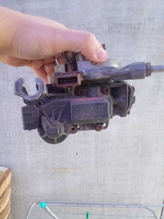 продам моновспрыск гольф 3 в сборе