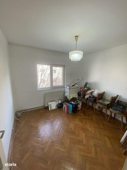 Apartament 4 camere , M16 , decomandat , etaj 3/4 , Bd. Muncii