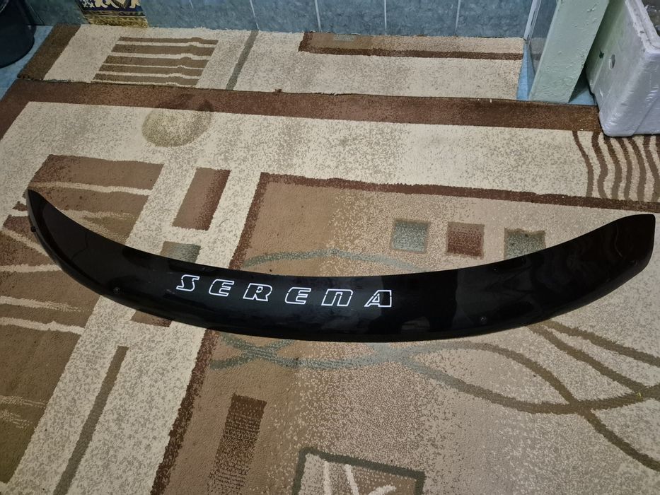 Продам мухобойку Ниссан Серена с25