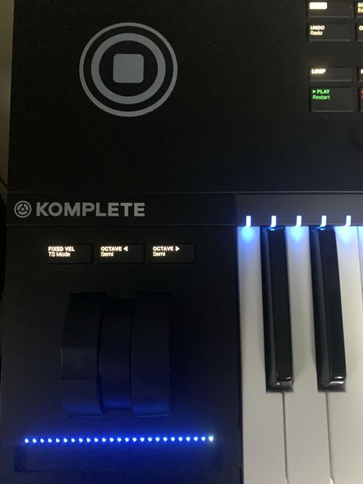 Native instruments komplete kontrol s49