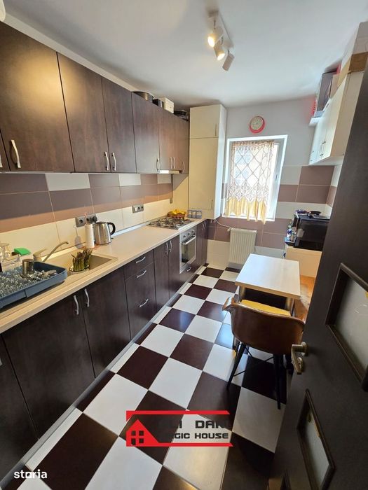 Nou- De Vanzare- apartament- Florești- Strada Porii