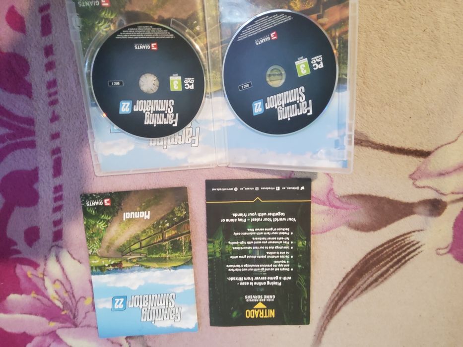 Vând farming simulator 22 PC