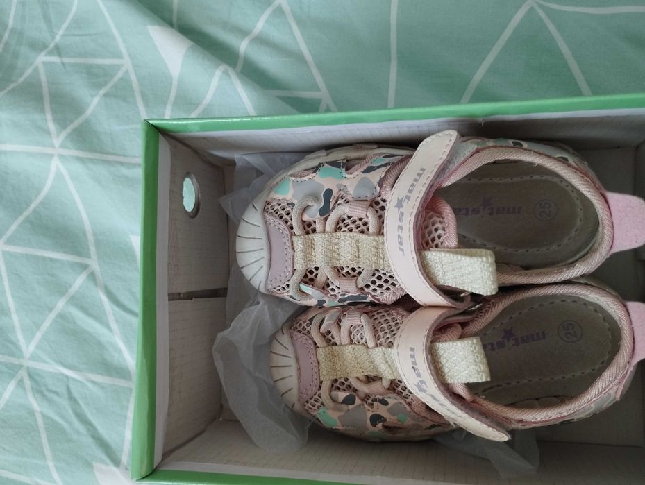 Sandale Mat Star mărime 25