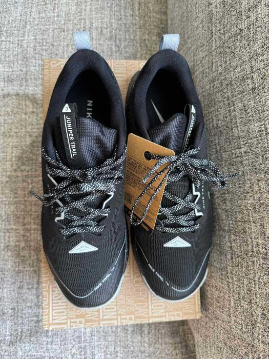 Nike, Обувки Juniper Trail 3 за бягане, Черен, Светло пепеляво сиво, 9 US/8 UK