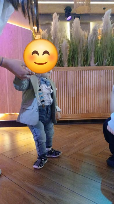 Продам костюм на годик