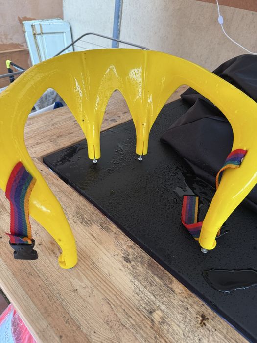 Spatar de sanie din plastic, galben