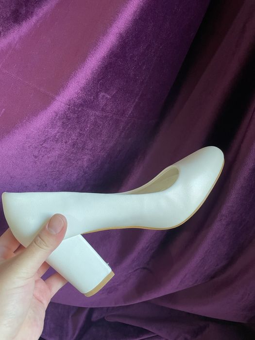 Свадебные туфли новые