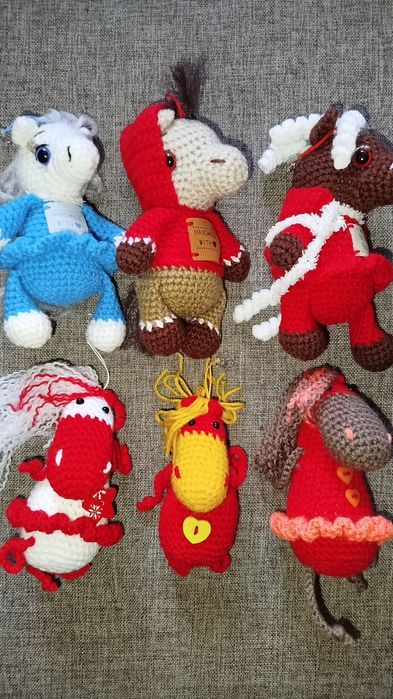 Новогодние сувениры, подарки