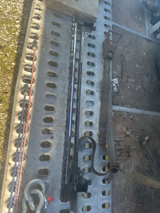 Audi A6 4G C7  Facelift вътрешна лайсна с хром предна броня