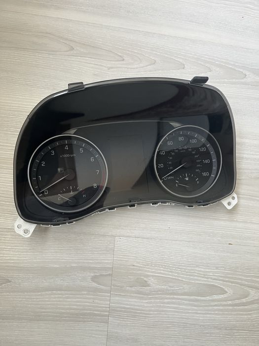 Приборная панель Hyundai Elantra 2017 Американец