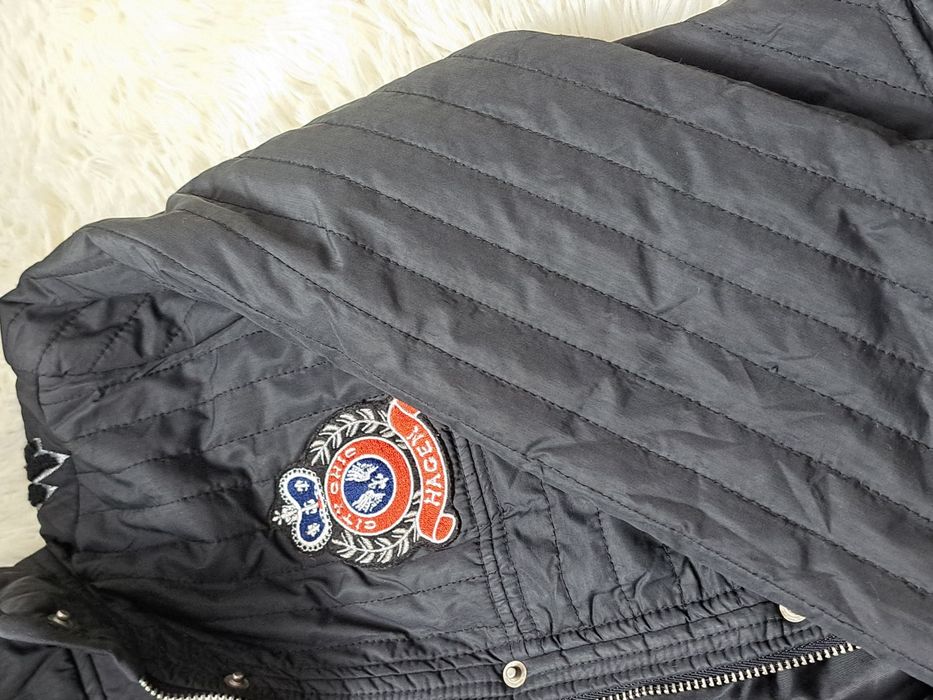 Черно есенно яке