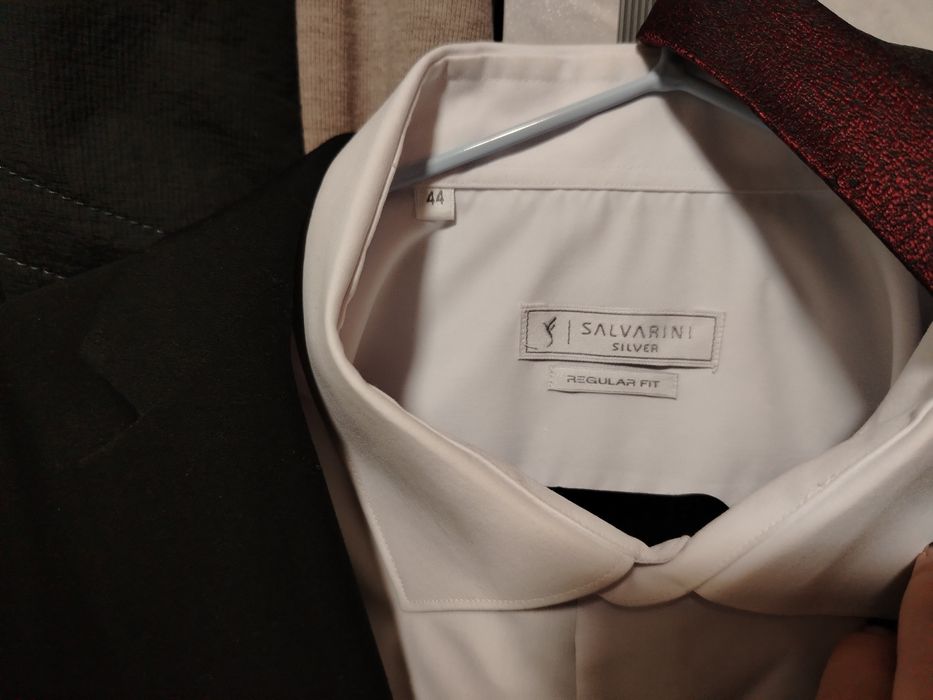 Salvarini kastyum  shim va oq kuylak galustik kompilekt Sotiladi