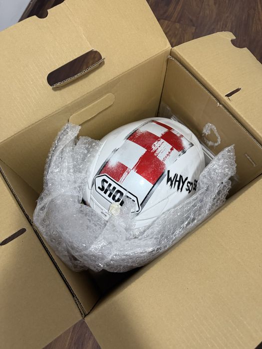 Каска Shoei NXR