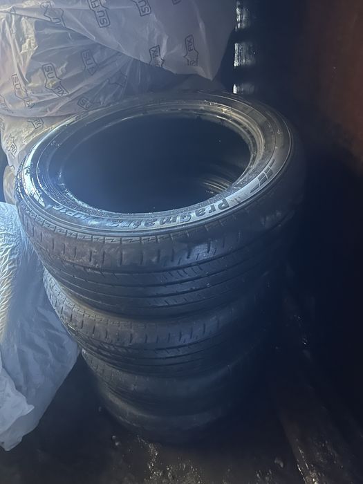 Продаю шины 215/55,R15