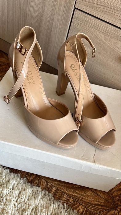 Туфли женские 37 размер