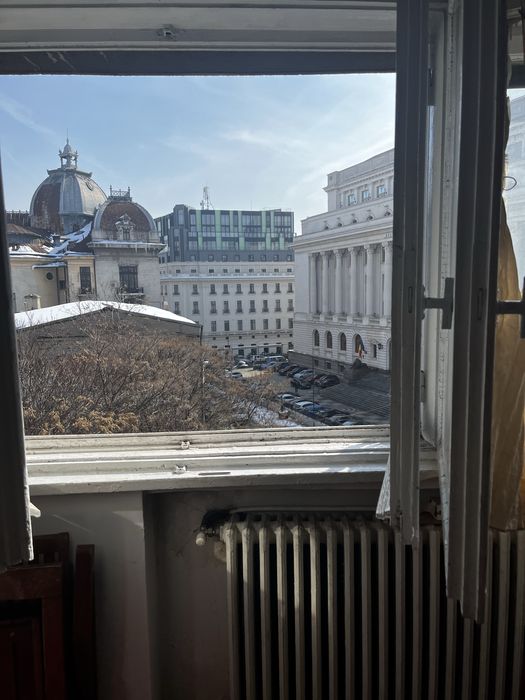 Atelier de pictura zona Universitate