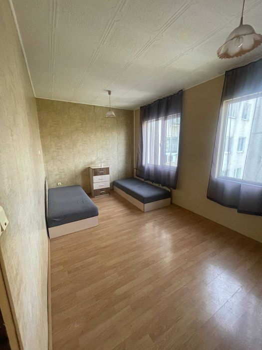 Продава се Тристаен апартамент в Пловдив, Център - 102 кв.м за 1344 €/кв.м - Снимка #2
