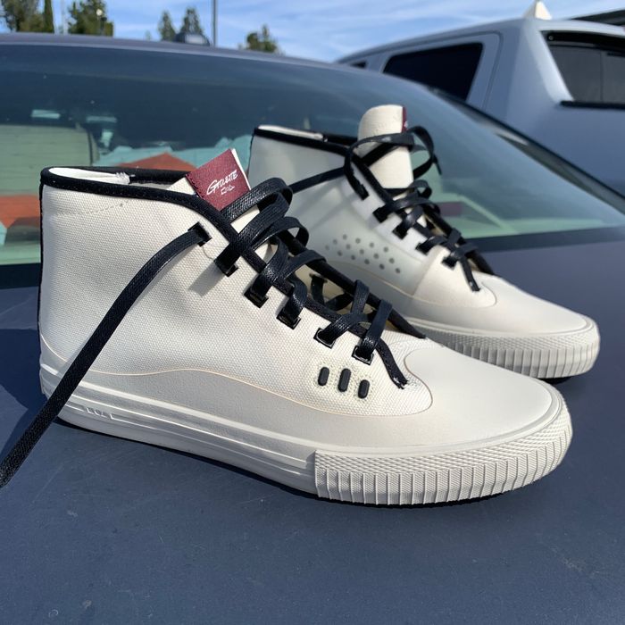 Globe by Squid Games