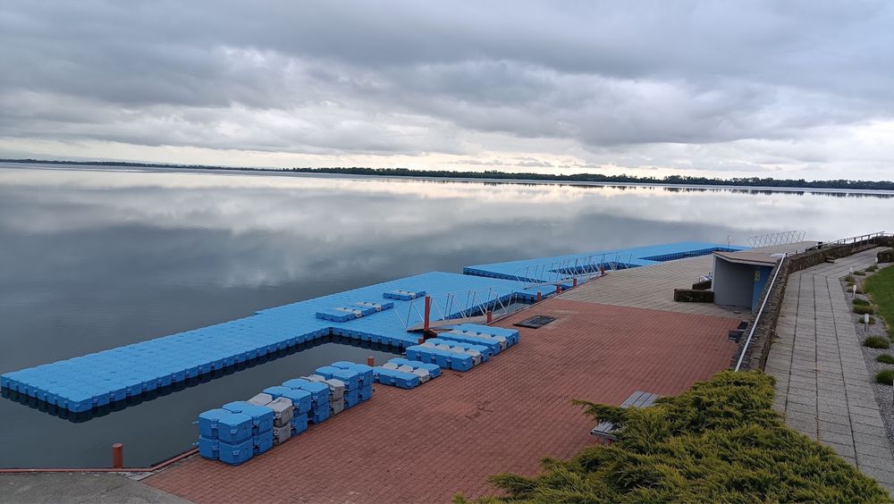 Ponton modular plaja plutitoare
