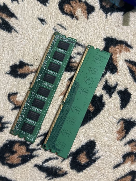 2 placute ram , 2 GB +4GB la pretul de 89 de lei!!!